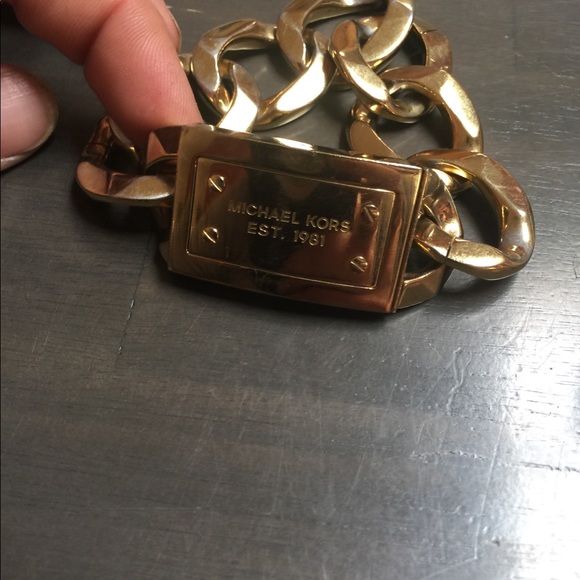 Michael Kors chunky chain bracelet - Picture 2 of 4